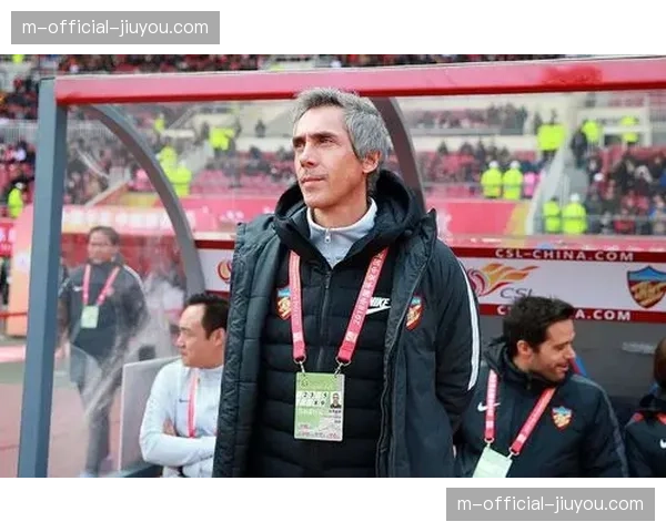 西甲多队采用三中卫体系 战术变革考验阵容适应性 西甲多队采用三中卫体系 战术变革考验阵容适应性