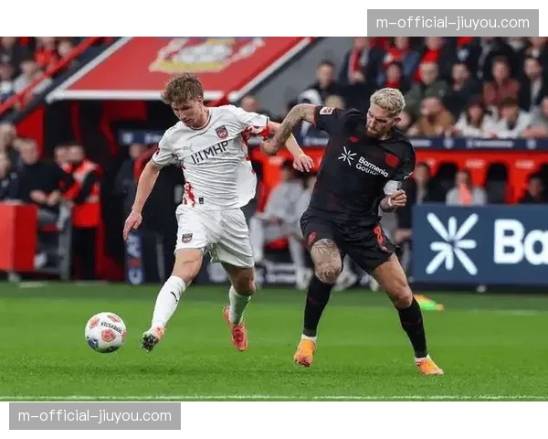 奥林匹亚科斯主场不敌勒沃库森 欧冠附加赛陷入被动局面